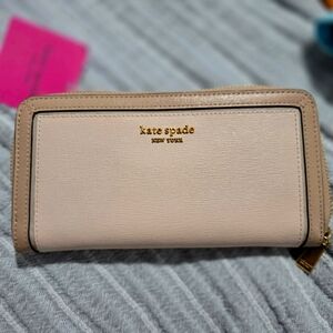 Kate Spade Light Pink  Wallet NWT